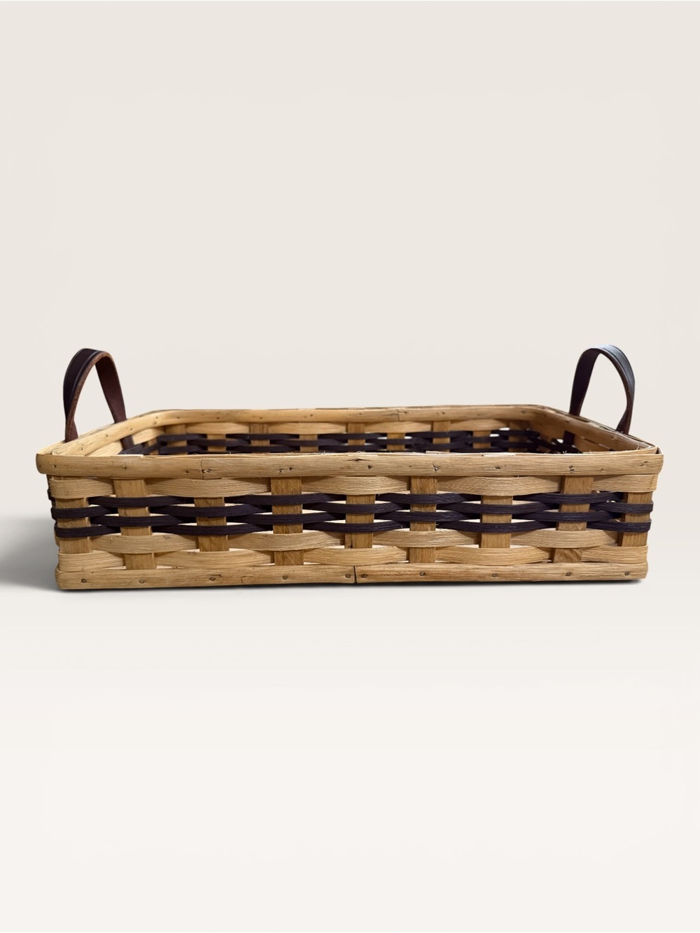 Handcrafted Amish Woven Basket w/Makers Info on Basket Bottom